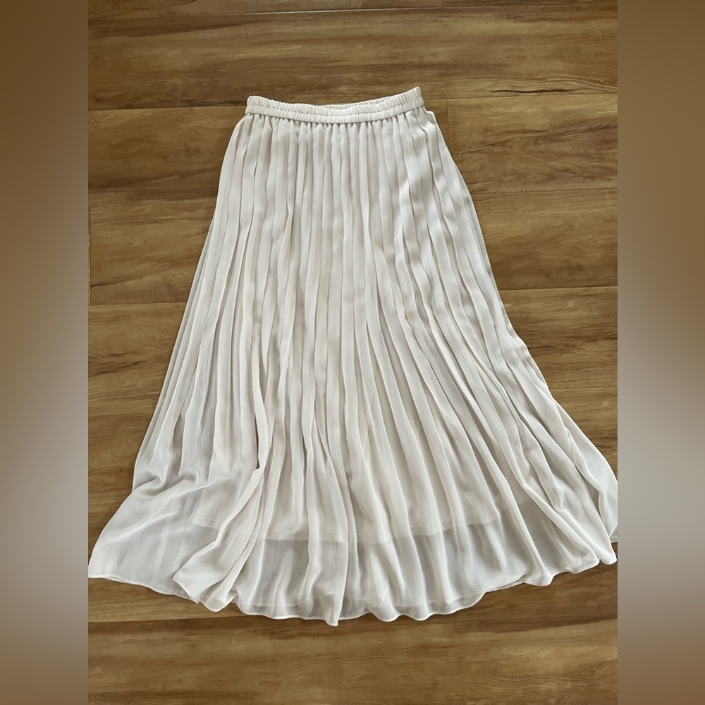 Uniqlo Cream Women's High-waist Chiffon Pleated Midi Skirt, Size S
